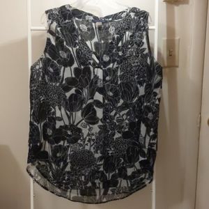 Back & White Chiffon Top